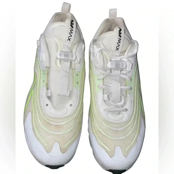 Nike Air Max 270 React Eng Womens - Picture 3 of 4